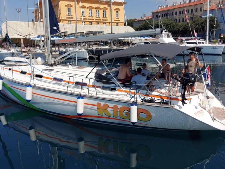 Yacht charter Rijeka cheap Bavaria 49