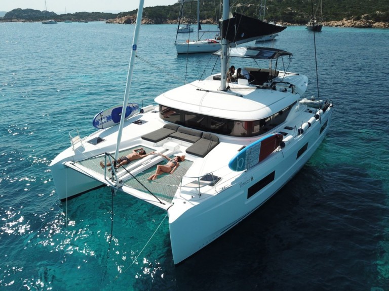 Catamaran rental in Portisco - Lagoon Lagoon 46