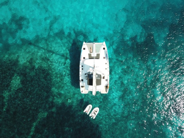 Bareboat Rental Catamaran Lagoon with a boat licence