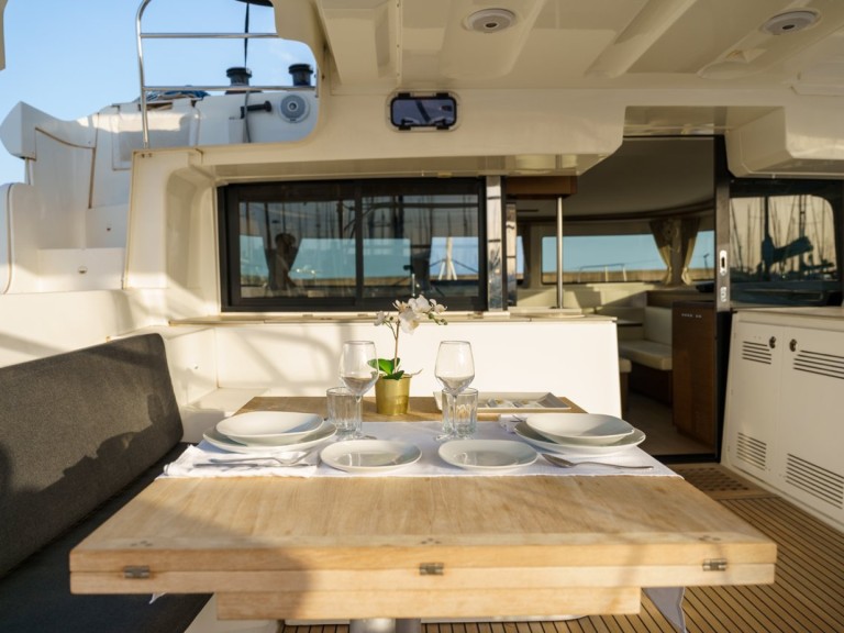 Rent a Lagoon Lagoon 46 Portisco