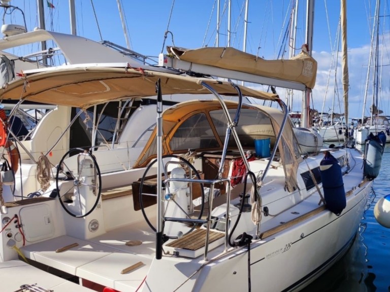 Sailboat rental in Castiglioncello - Dufour Dufour 335 Grand Large