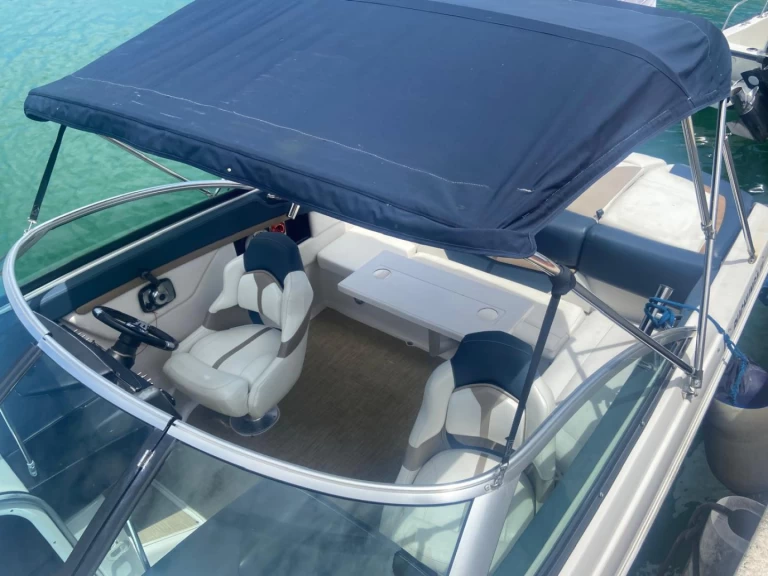 Four Winns S 235 in Punta Cana on SamBoat