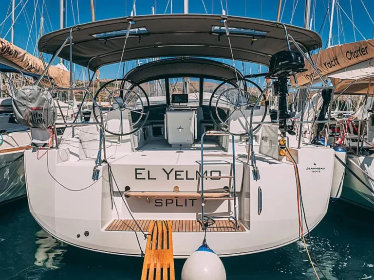 Sailboat rental with or without captain Jeanneau Sant Antoni de Portmany