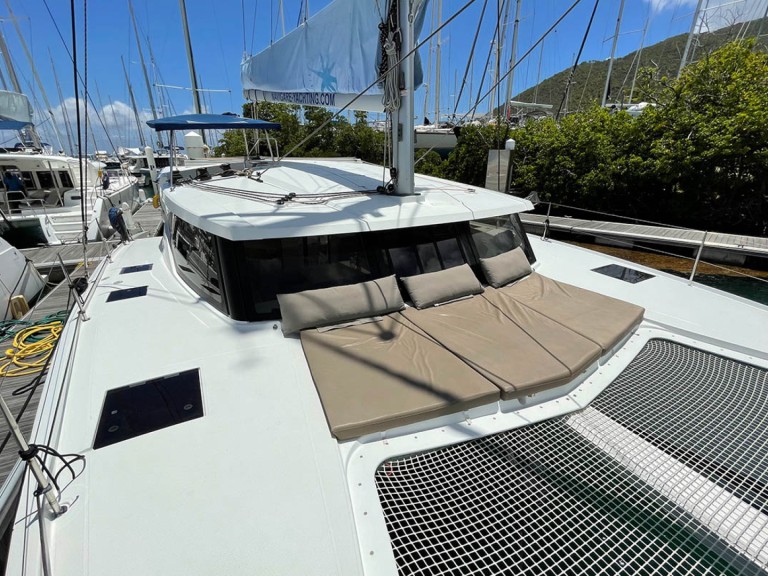 Fountaine Pajot Lucia 40 in Seget Donji on SamBoat