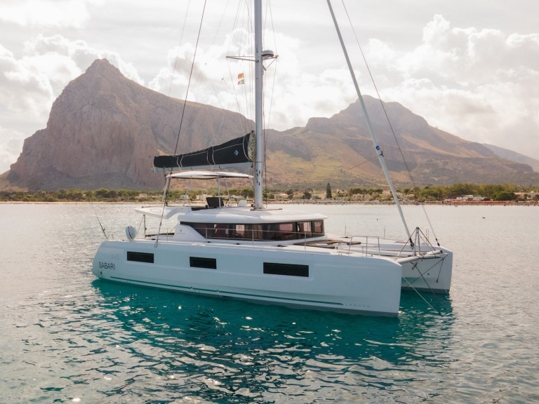 Catamaran for rent Capo d'Orlando at the best price