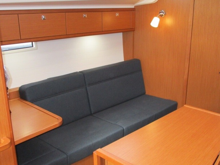 Sailboat for rent Göteborgs stad at the best price