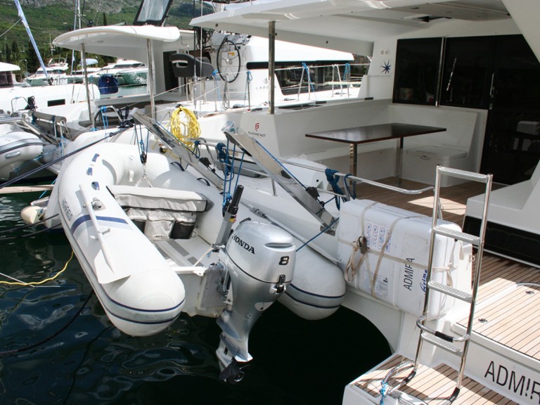 Bareboat Rental Catamaran Fountaine Pajot with a boat licence