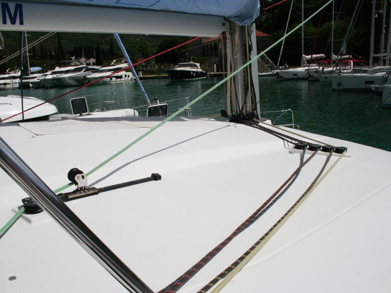 Rent a Fountaine Pajot Lucia 40 Seget Donji