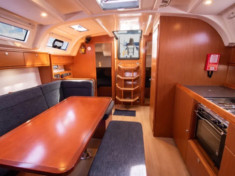 Bavaria Bavaria 41 in Agía Effimía on SamBoat