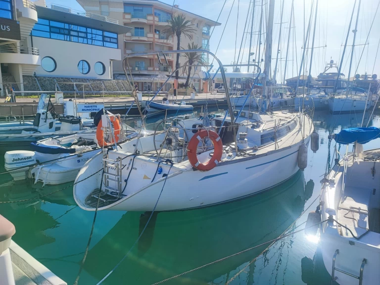 Bareboat Rental Sailboat Dufour with a boat licence