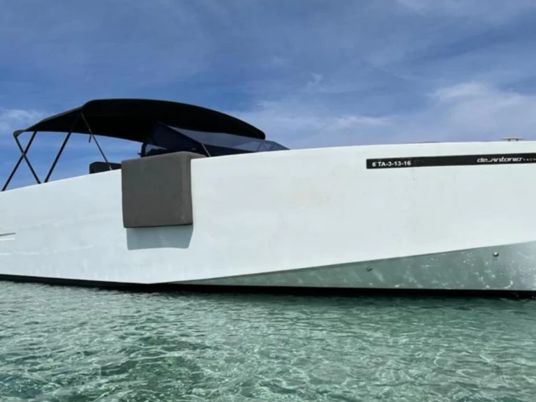 Motorboat rental in Ibiza Town - DE ANTONIO Yachts 33