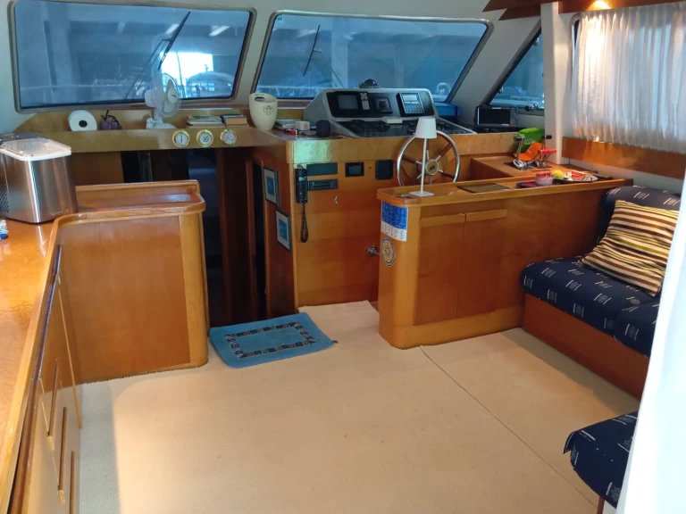 Motorboat for rent Lido at the best price