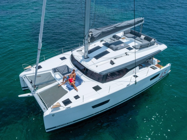 Catamaran rental with or without captain Fountaine Pajot Le Marin