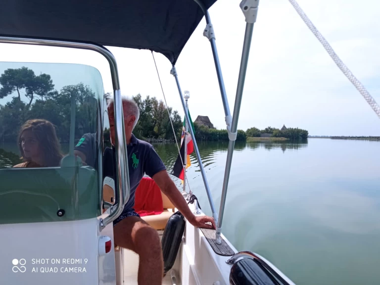 Motorboat for rent Lido at the best price