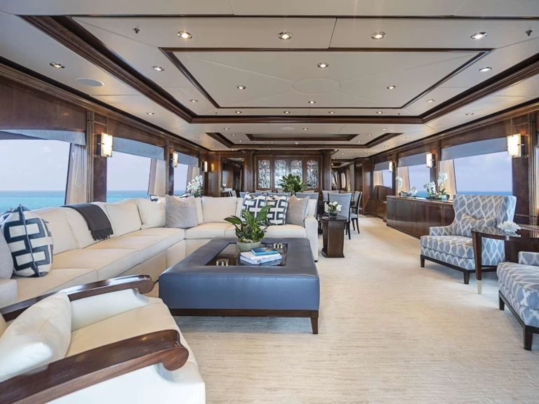 Luxury Yacht rental in Bahamas - Broward CAMILLE 