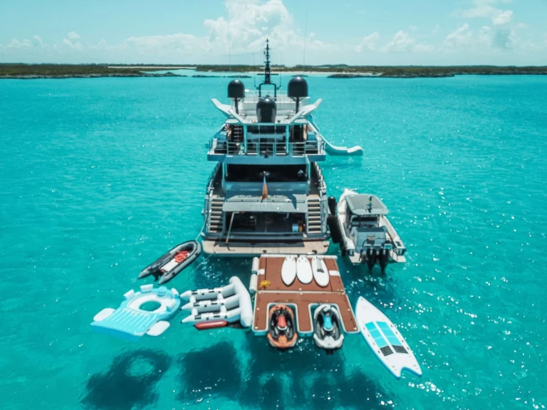 Oceanfast OCULUS in Paradise Island on SamBoat