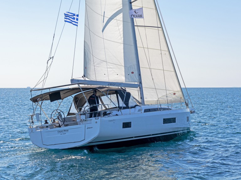 Bareboat Rental Sailboat Bénéteau with a boat licence