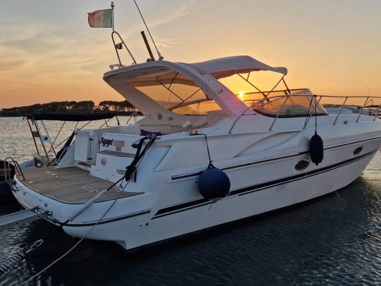 Boat rental Innovazione e Progetti Mira 37 in Porto Cesareo (Port) on Samboat