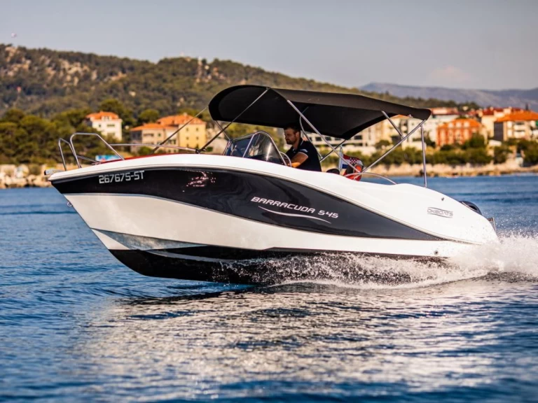 Motorboat rental with or without captain Okiboats Santander
