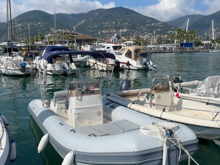 RIB rental with or without captain Lomac La Spezia