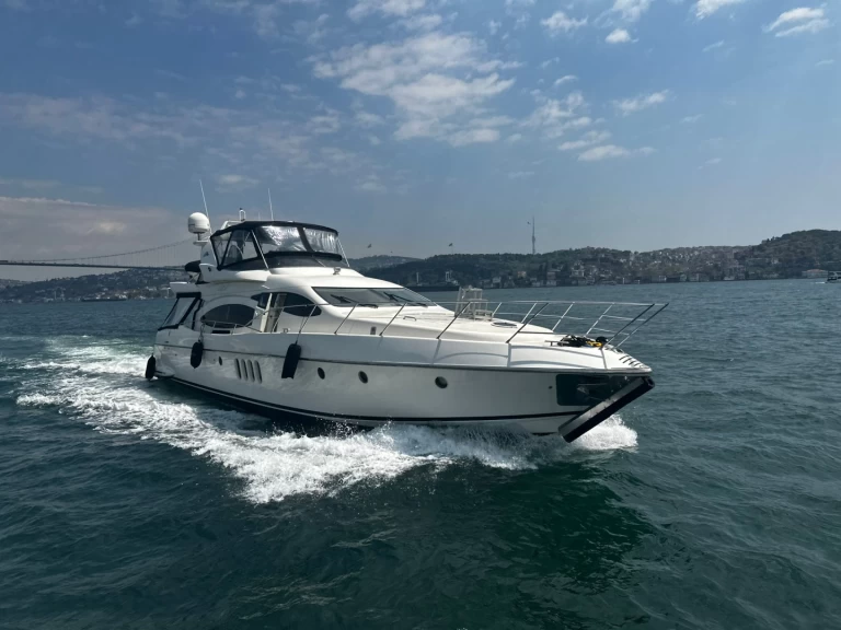 Boat rental Custom Made 2020 in Beşiktaş on Samboat