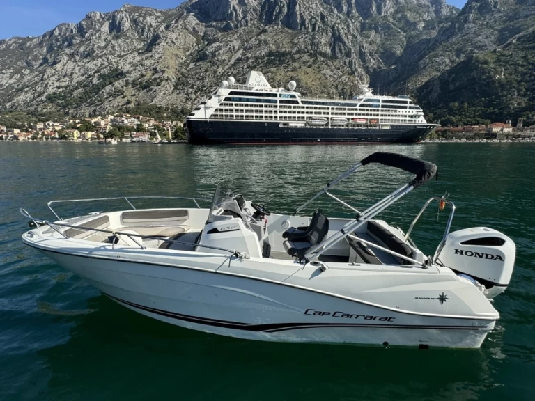 Jeanneau CAP CAMARAT 6,5 CC Style in Herceg Novi on SamBoat
