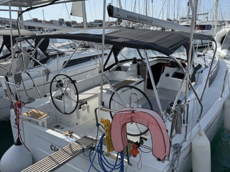 Sailboat for rent Sukošan at the best price