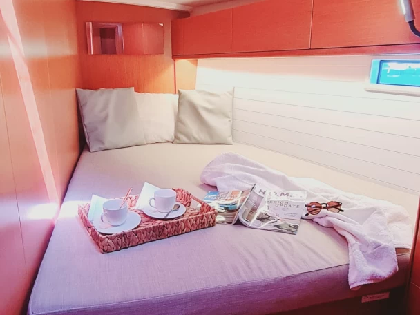 Sailboat for rent Palermo at the best price