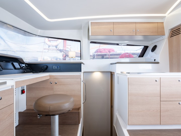 Yacht charter Néa Péramos cheap Bali 4.1