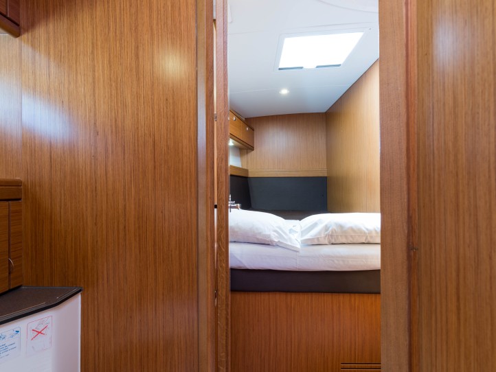 Bareboat Rental Sailboat Bavaria with a boat licence