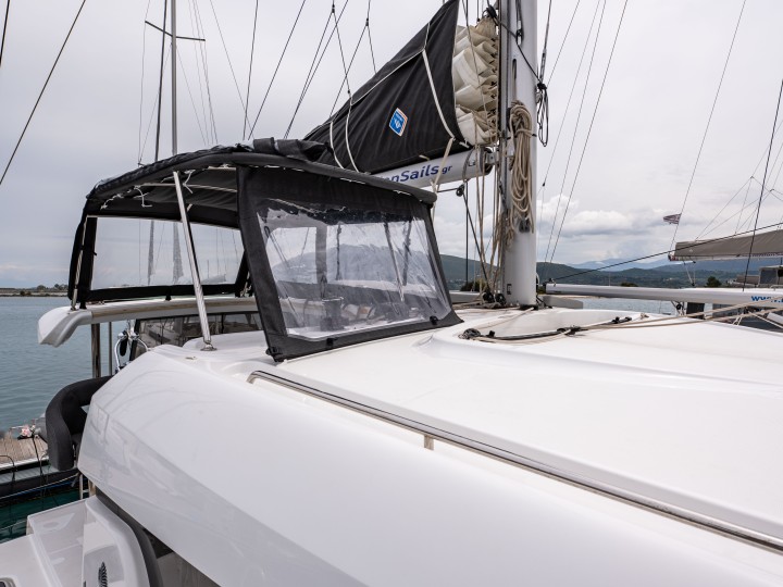 Lagoon Lagoon 40 charter bareboat or captained in  Néa Péramos