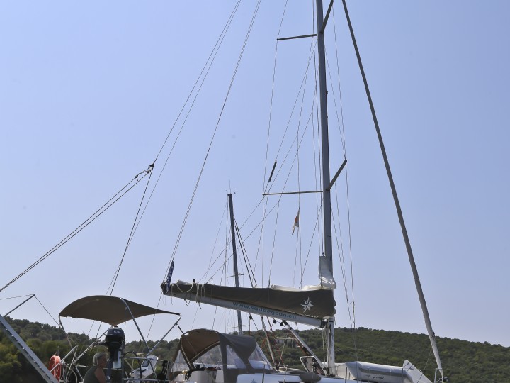Rent a Jeanneau Sun Odyssey 33i Volos