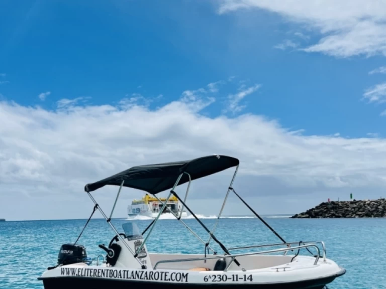 Motorboat rental in Playa Blanca - Astec FIBER 400
