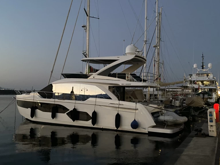 Yacht charter Hyères cheap Absolute 58 fly