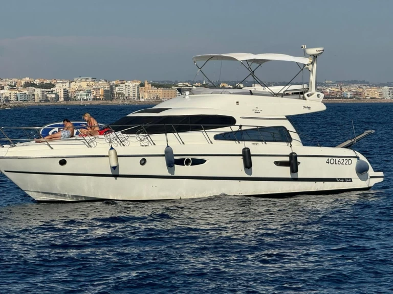 Rent a Cranchi Atlantique 50 Fly Gallipoli
