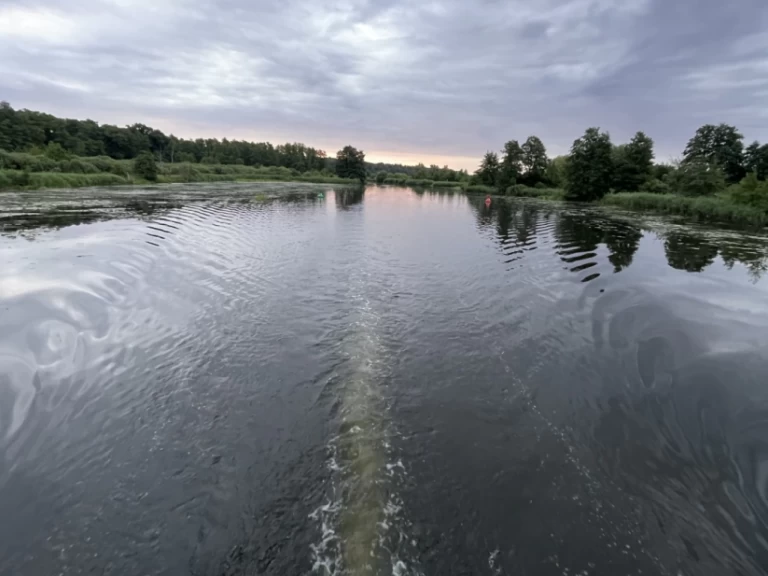 Houseboat rental with or without captain RB2 Demmin