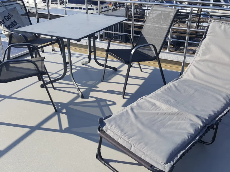 Yacht charter Röbel cheap La Mare M