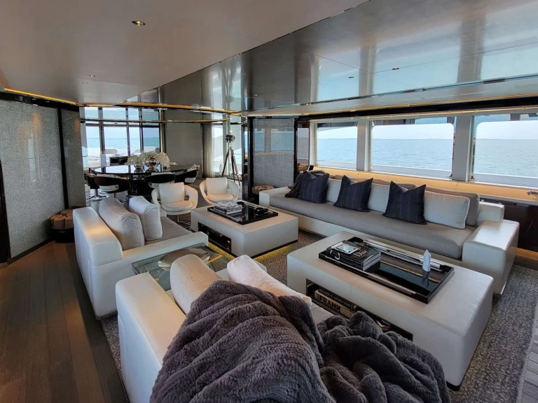 Luxury Yacht for rent Bahamas at the best price