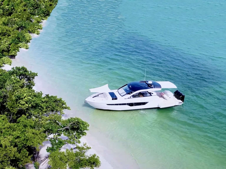 Yacht charter Fort Lauderdale cheap INTERLUDE