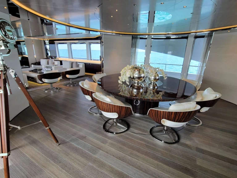 Heesen KNIGHT charter bareboat or captained in  Bahamas