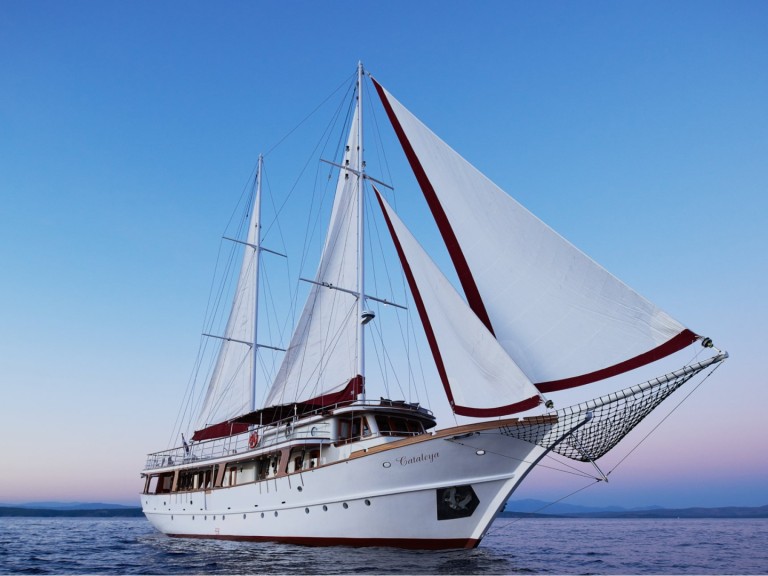 Sailboat rental in Sumpetar - Custom Made Cataleya