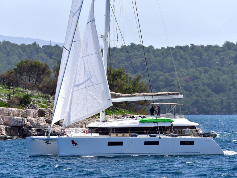 Yacht charter Split cheap Lagoon 620