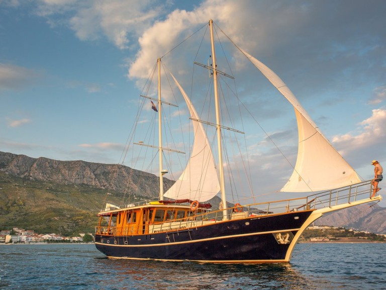Sailboat for rent Split at the best price