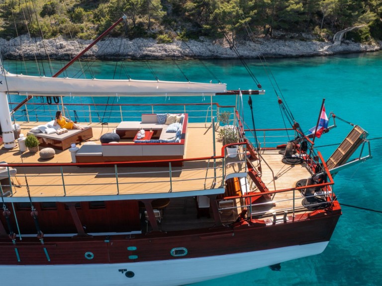 Bareboat Rental Sailboat Custom Made with a boat licence