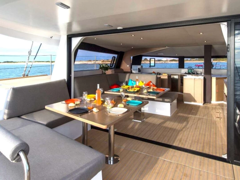 Yacht charter Caribbean cheap L'OCTANT