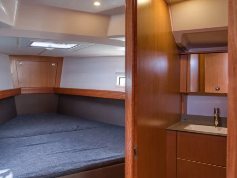 Boat rental Bavaria Cruiser 41 in Gouvia on Samboat