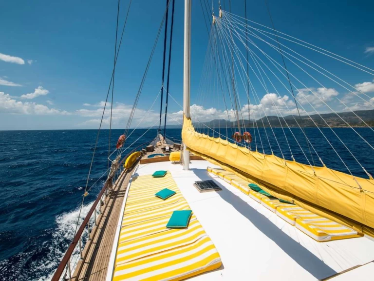 Luxury Yacht for rent Bodrum at the best price