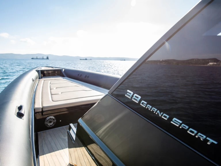 RIB rental with or without captain Technohull Lávrio
