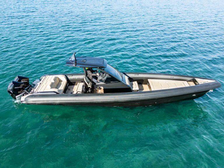 Yacht charter Lávrio cheap Technohull 38 Grand Sport