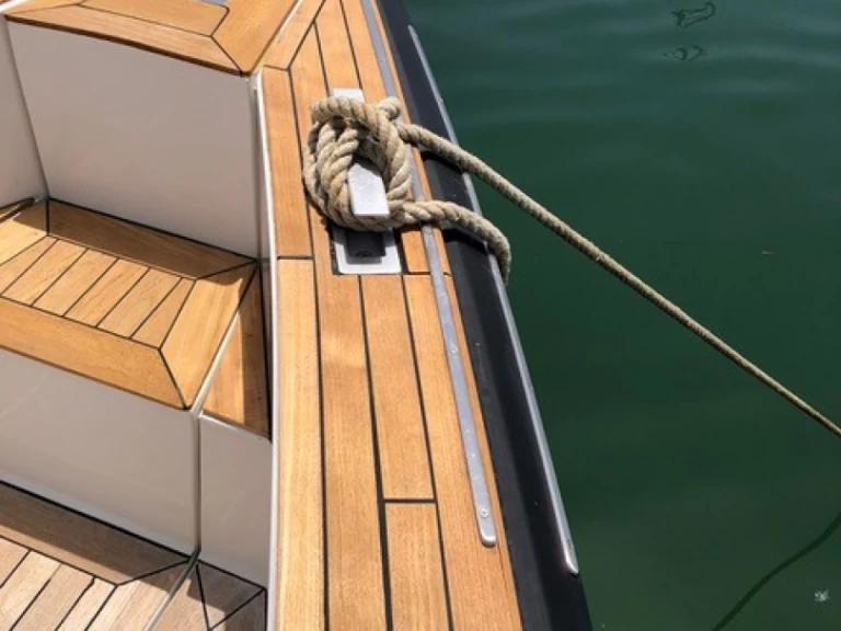 Rent a Fjord Fjord 40 Open Corfu